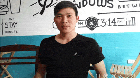 Chàng trai 10 năm đánh giày đỗ đại học giờ ra sao?