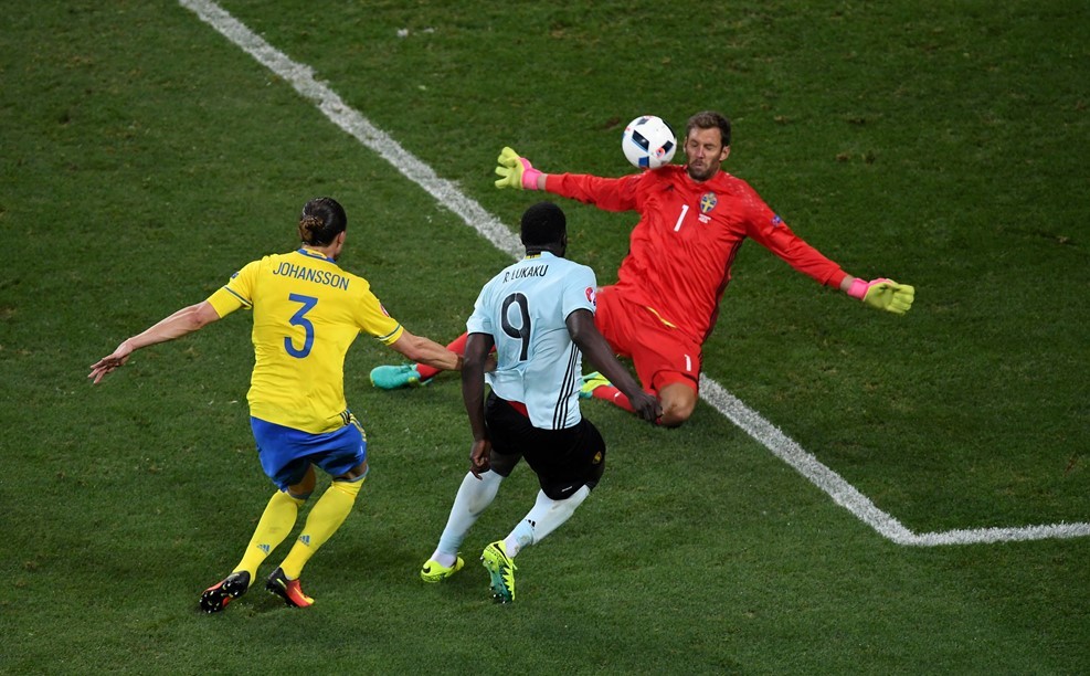 Video bàn thắng Bỉ 1-0 Thụy Điển