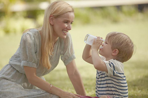 4 lưu ý khi cho trẻ dùng sữa công thức