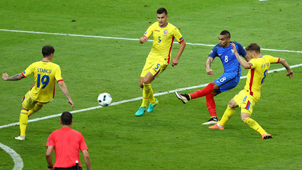 Payet ghi bàn ấn định tỷ số