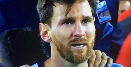 Messi khóc như mưa vì sút hỏng penalty