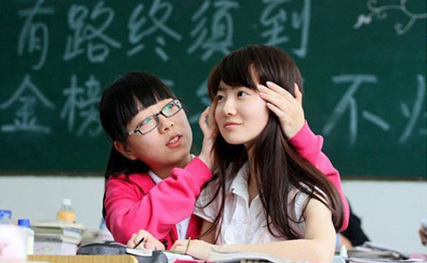 Sĩ tử Trung Quốc kéo nhau đi phẫu thuật thẩm mỹ sau thi đại học