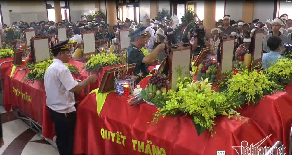 Tang lễ phi hành đoàn casa 212