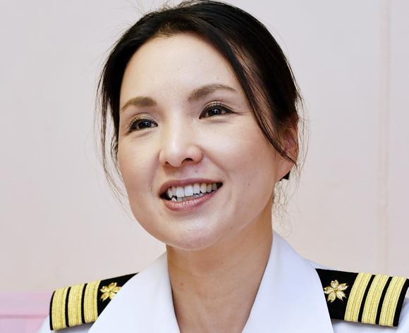 Vẻ đẹp rạng rỡ của nữ tướng chiến hạm Nhật