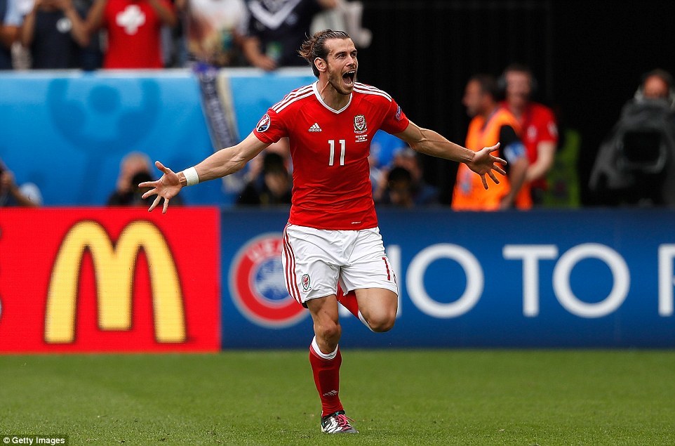 “Gareth Bale sẽ tỏa sáng giúp xứ Wales đi tiếp”