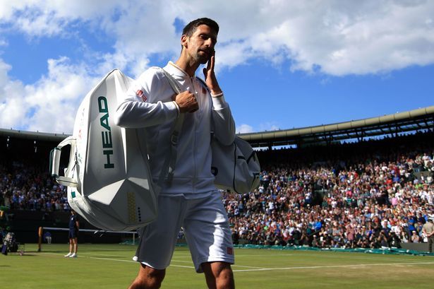 Novak Djokovic bất ngờ bị đá văng khỏi Wimbledon