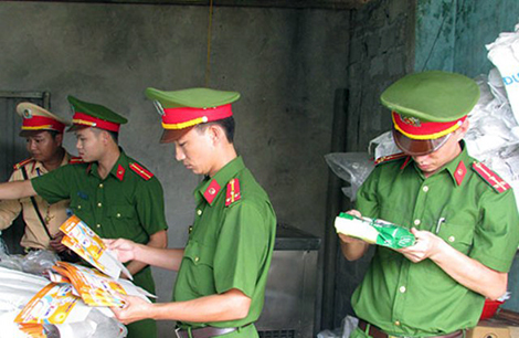 Công an Nghệ An phát hiện ổ kem Tràng Tiền giả