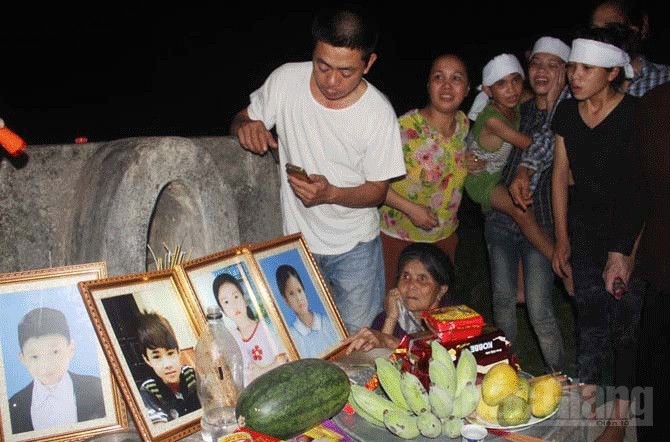 Cứu bạn đuối nước, cả 5 học sinh tử vong