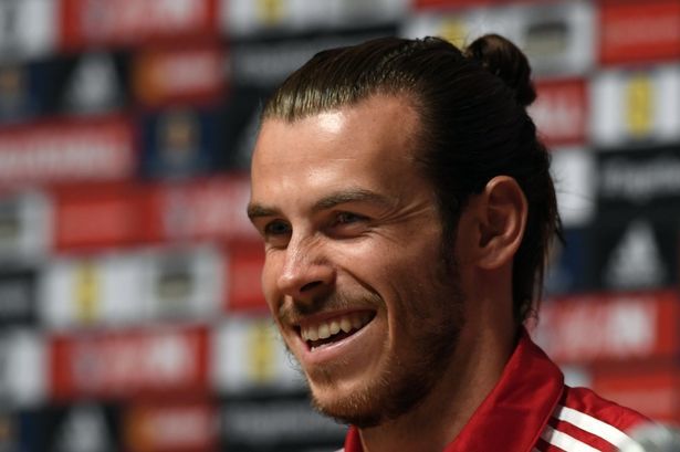Nuôi mộng lật đổ, Bale vẫn sợ Ronaldo một phép!