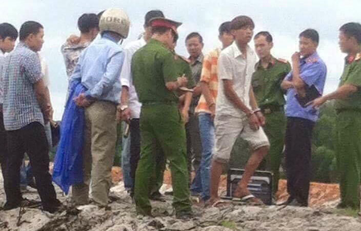 TT-Huế: 3 thanh niên thay nhau hiếp bé gái trên bờ đê