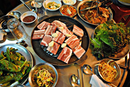 Ngon khó cưỡng ‘món ăn quốc dân’ Hàn Quốc