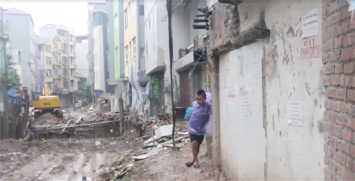 Khốn khổ vào nhà như băng rừng