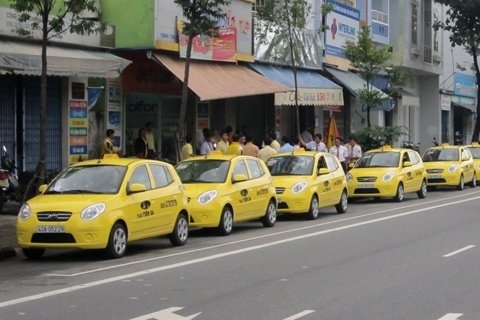 Giáng chức cán bộ Sở Giao thông cấp phép sai cho hãng taxi