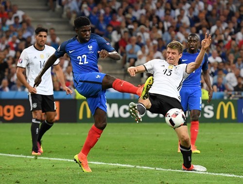 EURO 2016 &apos;chôn vùi&apos; những siêu tiền đạo