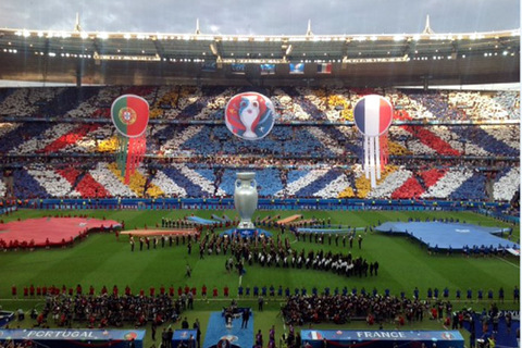 Toàn cảnh lễ bế mạc EURO 2016 đầy màu sắc