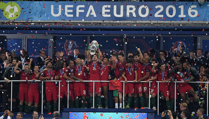 Lễ đăng quang EURO 2016 của Bồ Đào Nha