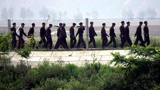 Triều Tiên điều hàng trăm mật vụ tới biên giới Trung Quốc