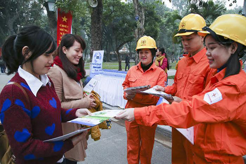 Người dân, DN hiến kế tiết kiệm điện