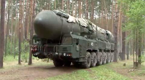 Nga triển khai tên lửa đạn đạo tham gia tập trận quy mô lớn