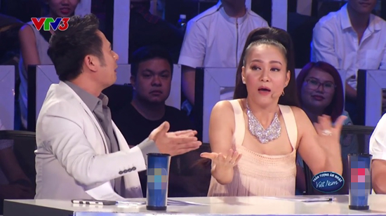 Thu Minh phản đối Bằng Kiều trên sóng trực tiếp