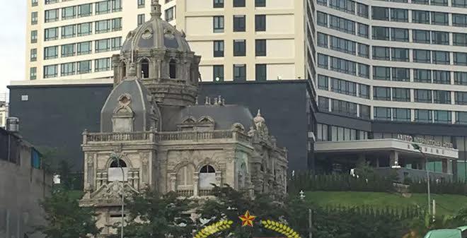 Lâu đài nữ đại gia buôn chuối Lào Cai bỏ hoang bên sông Hồng