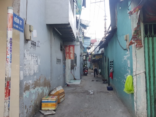 2 thanh niên bị đâm chết trên phố lúc rạng sáng