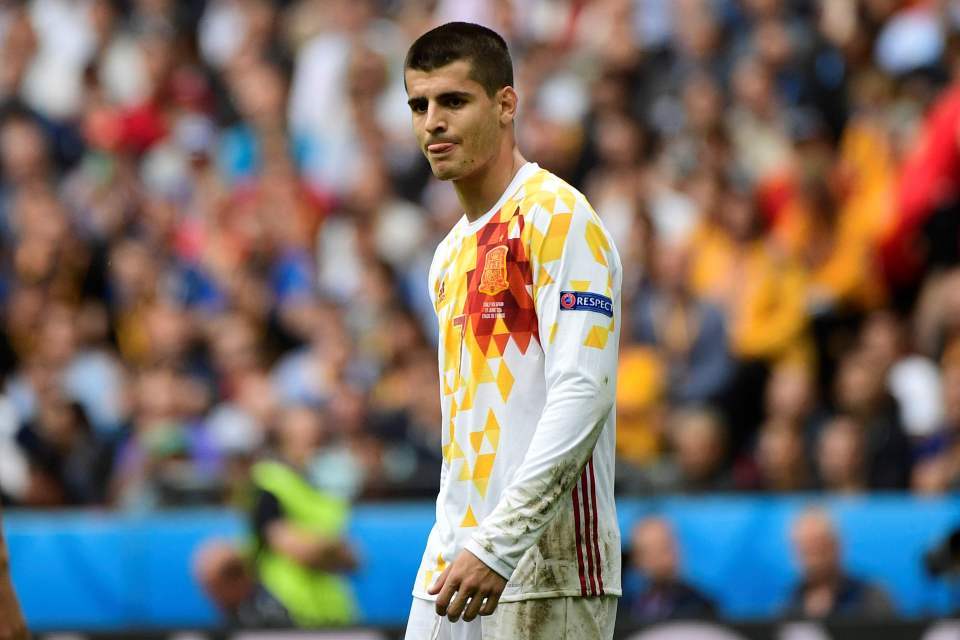 Phế Costa, Chelsea vung 50 triệu bảng tậu 