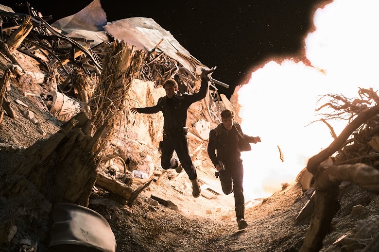 Bom tấn 'Star Trek' hé lộ tình tiết không ngờ