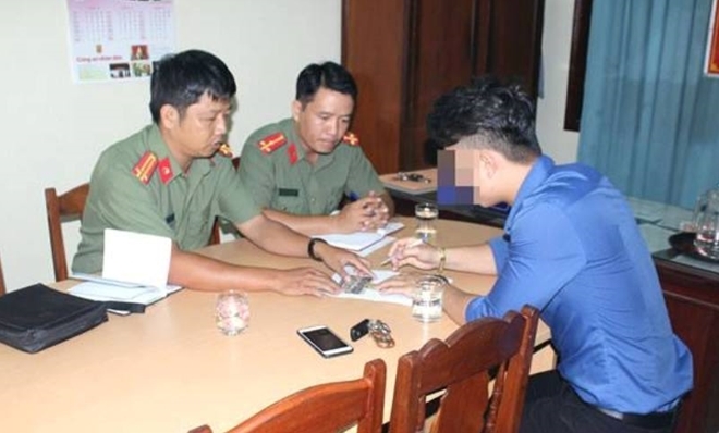 Nam thanh niên xin lỗi Công an vì lên facebook vu cáo CSGT