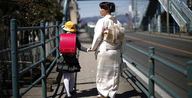 Sự bình dị đáng ngờ của đại gia Nhật