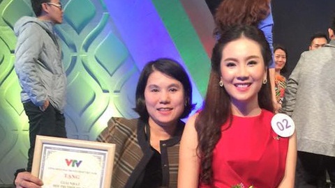 Dung nhan mẹ ruột của MC có nụ cười đẹp nhất VTV
