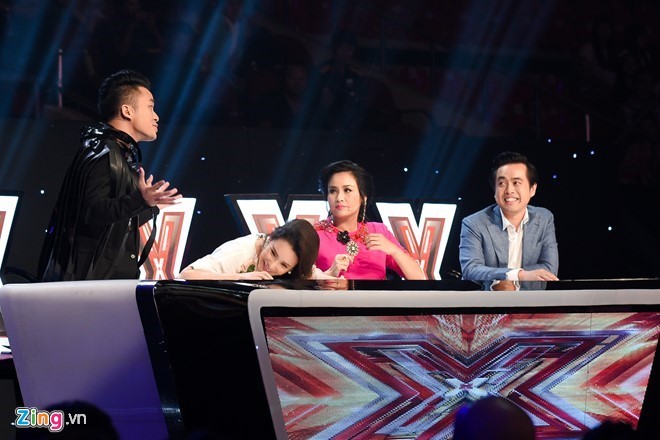 X-Factor: Giám khảo 'đại chiến'