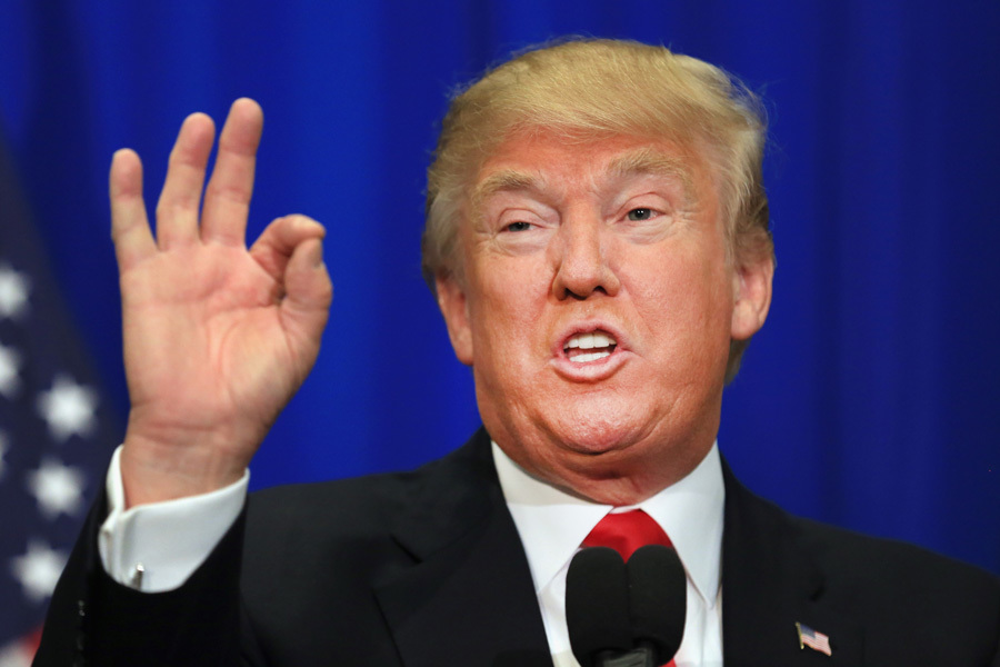 Trump nhờ Putin ‘tấn công’ Hillary