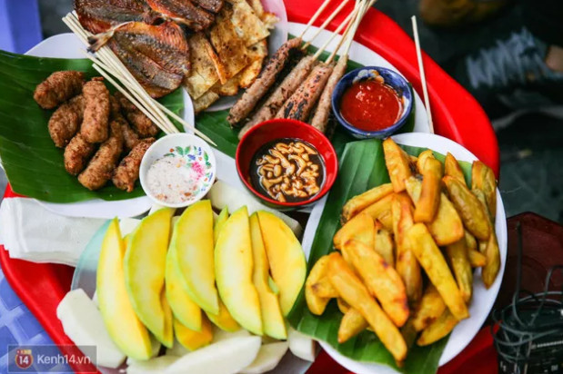 Ăn vặt ở Hà Nội không nên bỏ qua 3 combo này