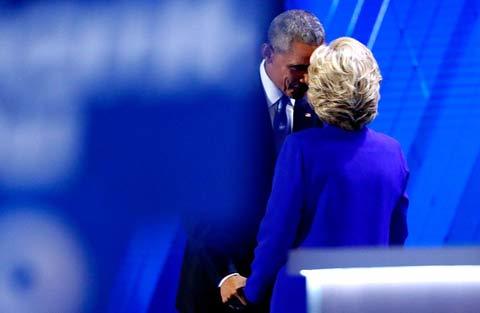 Obama ôm hillaryq