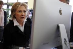 Tin tặc tấn công chiến dịch tranh cử của Hillary