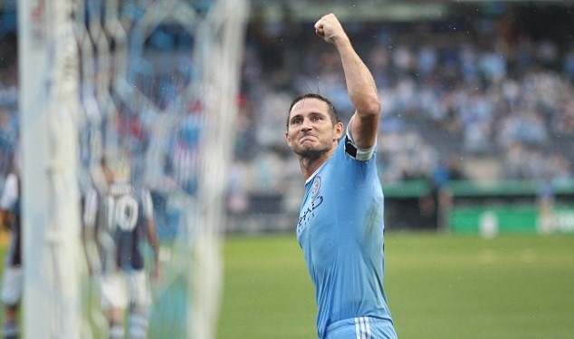 Lampard lập cú hat-trick để đời trên đất Mỹ