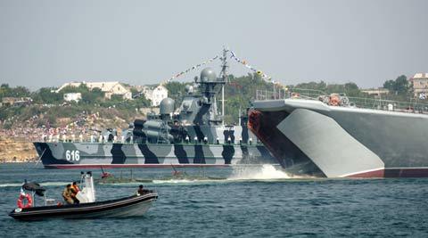 Nga phô diễn sức mạnh hải quân