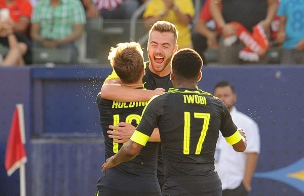 Arsenal thắng trận thứ 2 trên đất Mỹ