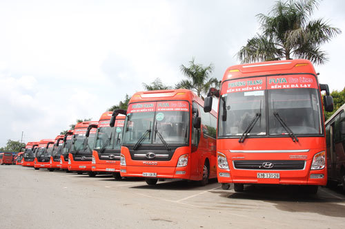 Thương mến Việt Nam trên xe khách Phương Trang