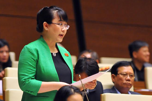 Bãi nhiệm đại biểu HĐND với bà Nguyệt Hường