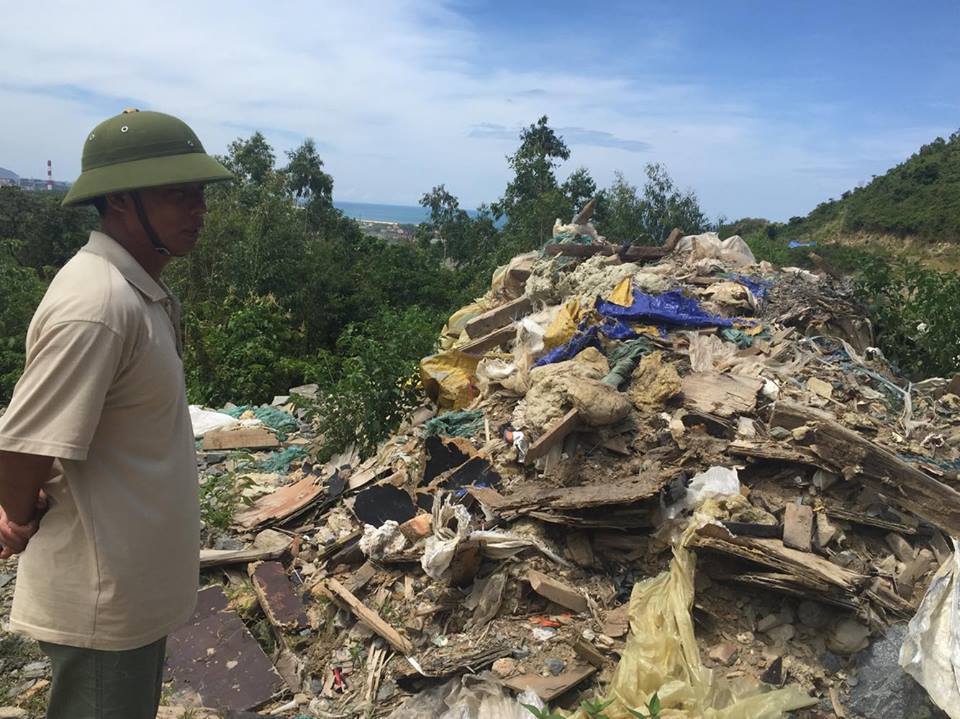 Tiếp tục phát hiện bãi rác thải nghi của Formosa