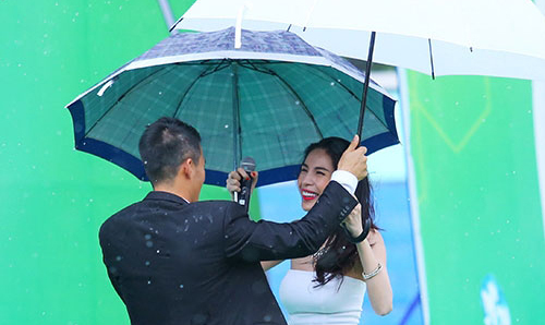 Ông xã Thủy Tiên chuẩn 'soái ca' của showbiz Việt