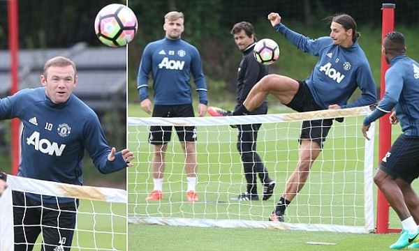 Đá xéo Van Gaal, Mourinho quyết giành Siêu cúp Anh