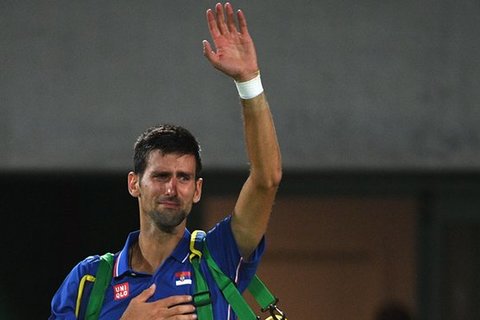 Djokovic khóc nức nở khi bị loại ở Olympic Rio 2016