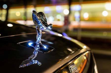 Vì sao biểu tượng trên Rolls-Royce không bao giờ bị trộm?