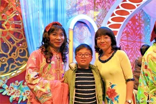 Công Lý-Thảo Vân: Duyên đã dứt nhưng họ làm những điều tốt đẹp nhất vì con