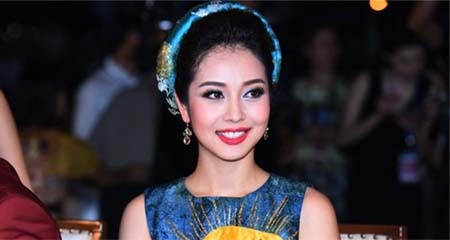 Hoa hậu Jennifer Phạm mang thai lần 3