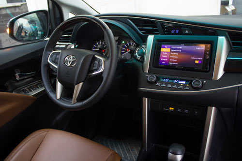 Xe Toyota Innova 2016 lựa chọn hàng đầu cho gia đình trên mỗi chuyến đi 3