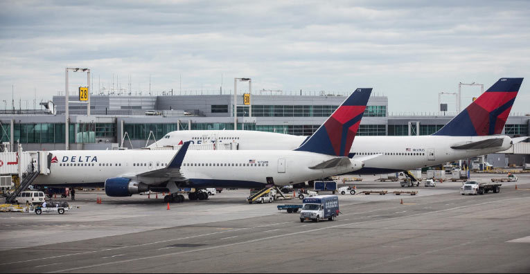 Delta Airlines trầy trật khắc phục sự cố sập hệ thống